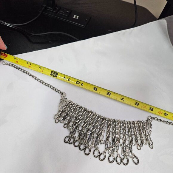 Statement necklace and earrings set - Picture 4 of 5